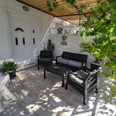 Sun House Apartment Brzac Exterior photo