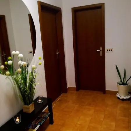 Sun House Apartment Brzac Exterior photo